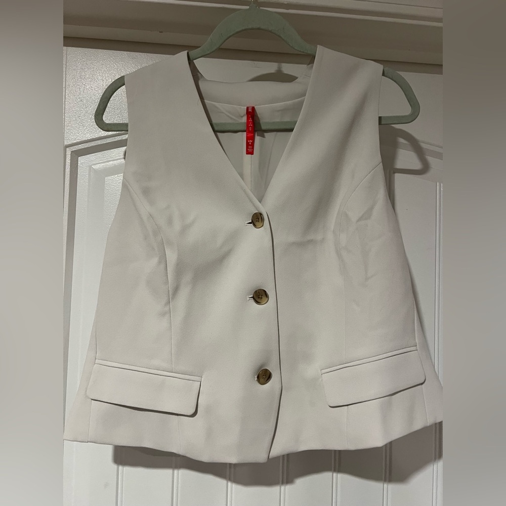 SPANX - CAREFREE CREPE VEST size L